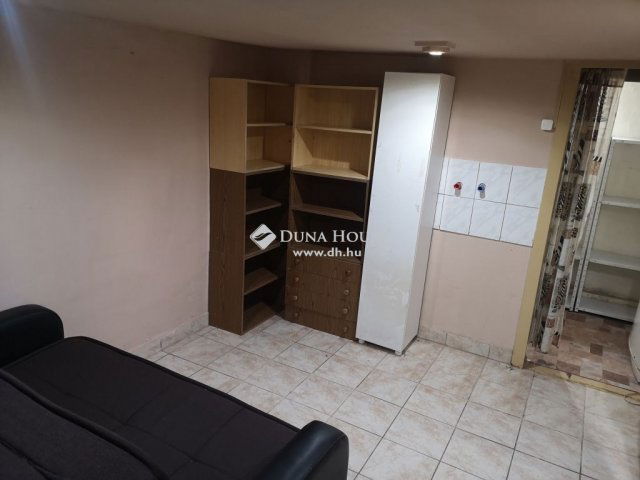 Eladó családi ház, Zalaegerszegen 13.99 M Ft, 1 szobás
