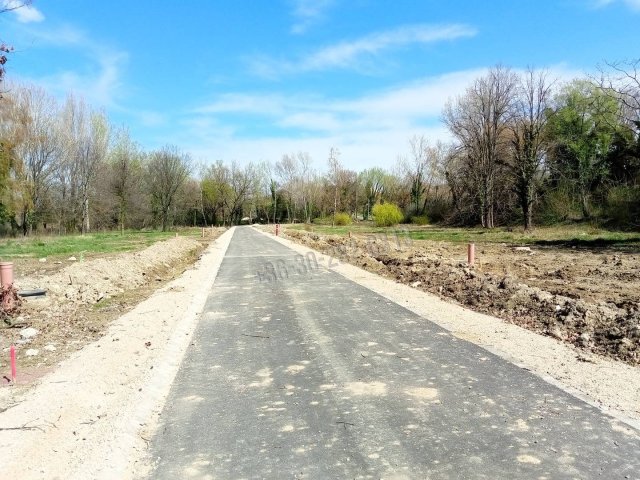 Eladó telek, Balatonszárszón 42.7 M Ft / költözzbe.hu