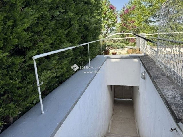 Eladó téglalakás, Budapesten, II. kerületben 158 M Ft, 4 szobás