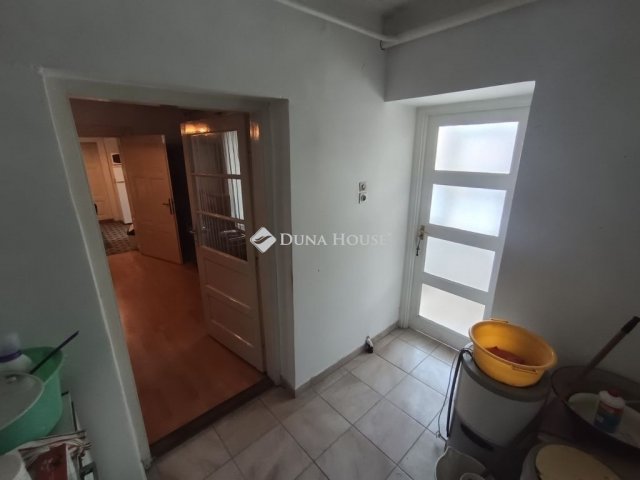 Eladó családi ház, Bodajkon 42 M Ft, 2 szobás