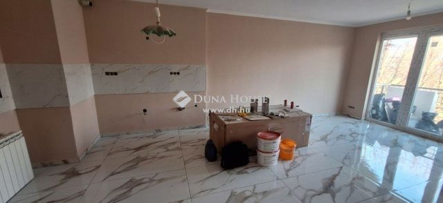 Eladó téglalakás, Budapesten, XIV. kerületben 110 M Ft, 3 szobás