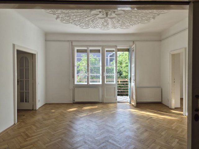 Eladó téglalakás, Budapesten, XIV. kerületben 210 M Ft, 5 szobás