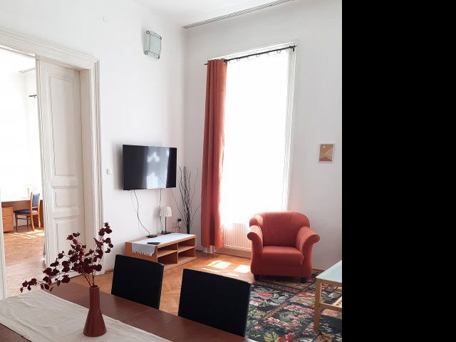 Eladó téglalakás, Budapesten, VI. kerületben 132 M Ft