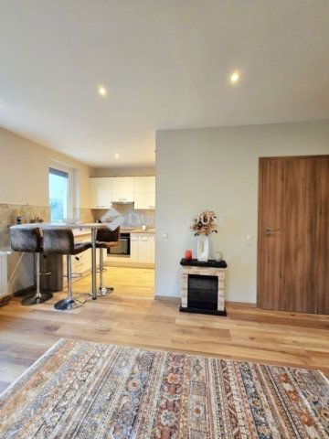 Eladó családi ház, Hosszúhetényen 99 M Ft, 4 szobás