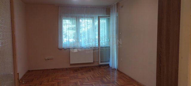 Kiadó téglalakás, albérlet, II. kerületben, Nyéki úton