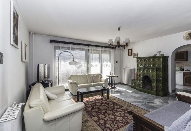 Eladó családi ház, Szombathelyen 99 M Ft, 6 szobás