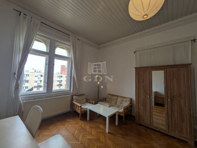 Eladó téglalakás, Budapesten, VIII. kerületben 81.5 M Ft