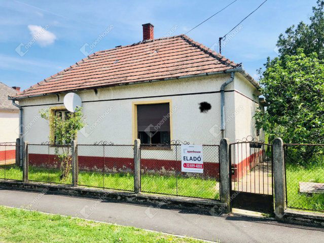 Eladó családi ház, Zalaapátin 18.5 M Ft, 3 szobás