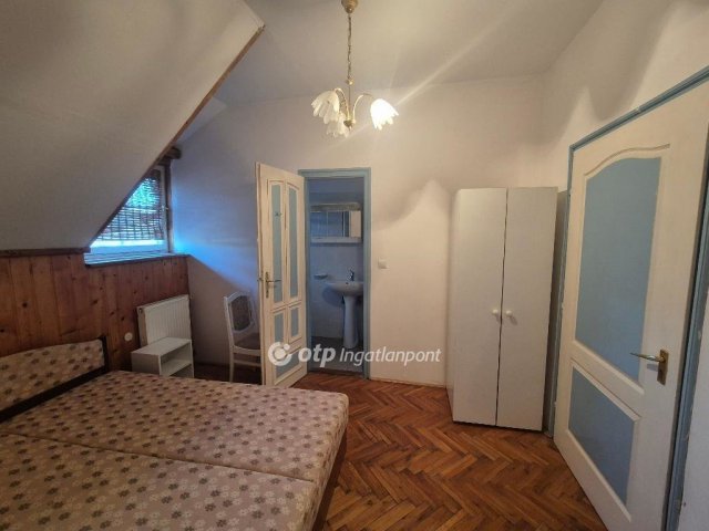 Eladó családi ház, Balatonmáriafürdőn 95 M Ft, 3+4 szobás