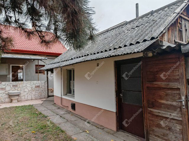 Eladó ikerház, Gyömrőn 33.5 M Ft, 1 szobás