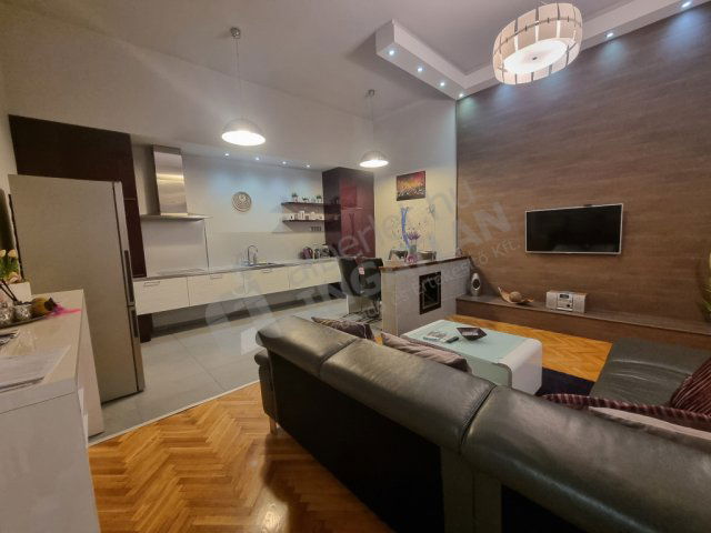 Kiadó téglalakás, albérlet, VI. kerületben, Király utcában