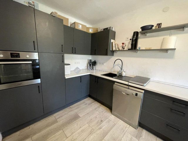 Eladó családi ház, Tabdin 29.99 M Ft, 4 szobás
