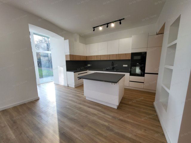 Eladó téglalakás, Budapesten, III. kerületben 310 M Ft