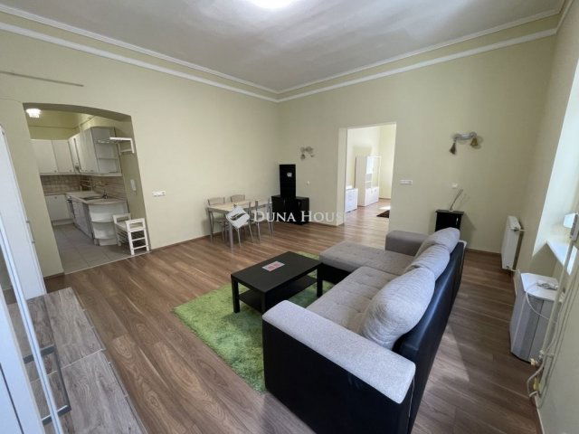 Eladó téglalakás, Budapesten, VII. kerületben 72 M Ft, 2 szobás