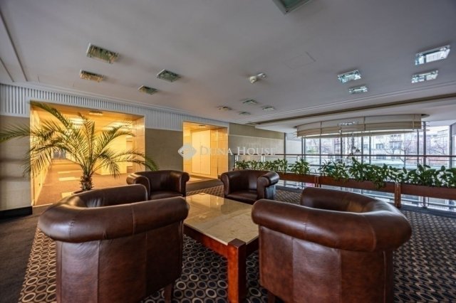 Eladó téglalakás, Budapesten, IX. kerületben 92.9 M Ft, 2 szobás