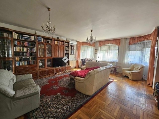 Eladó családi ház, Budapesten, XVIII. kerületben 120 M Ft