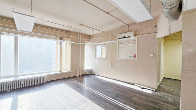 Kiadó iroda, Budapesten, V. kerületben 750 E Ft / hó, 4+1 szobás