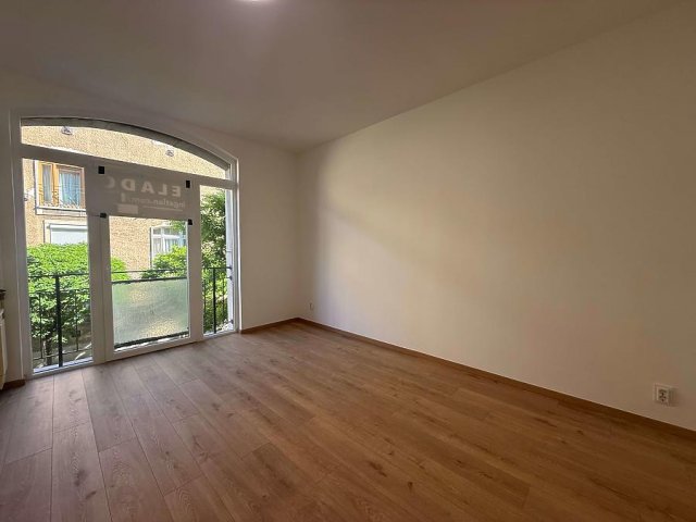 Eladó téglalakás, Budapesten, III. kerületben 59.9 M Ft