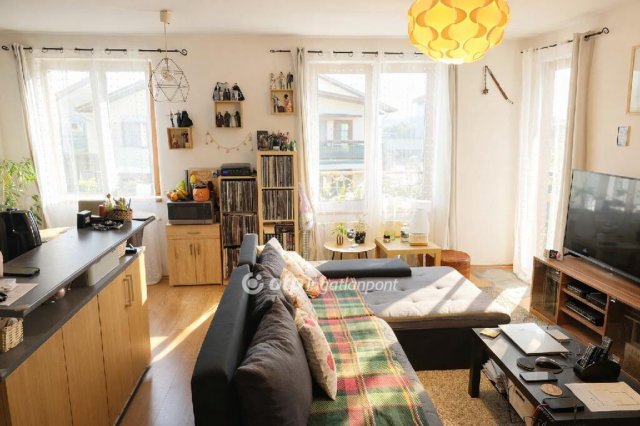 Eladó téglalakás, Budapesten, XX. kerületben 94.5 M Ft, 3 szobás