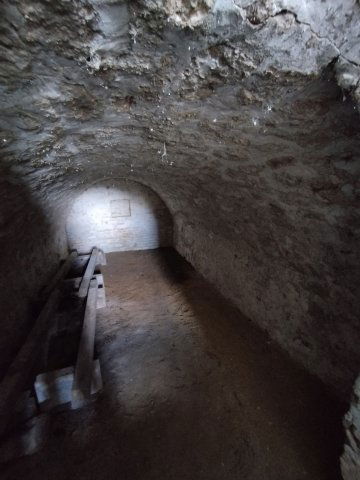 Eladó családi ház, Piliscséven 14.5 M Ft, 2 szobás