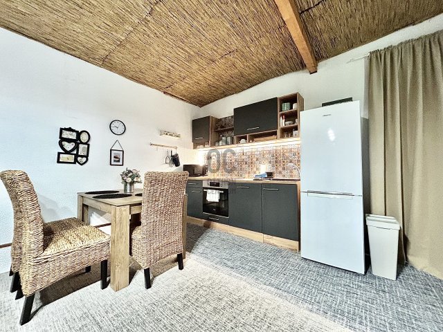 Eladó családi ház, Győrött 24.9 M Ft, 2 szobás