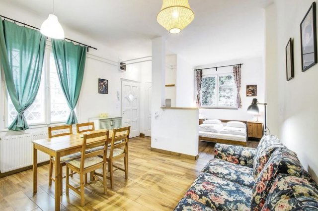 Kiadó téglalakás, albérlet, V. kerületben, Bástya utcában