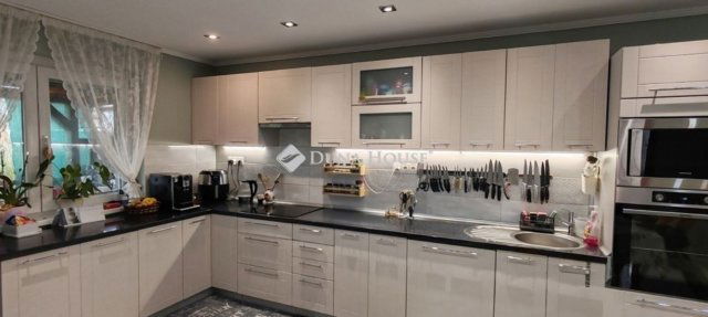 Eladó családi ház, Ócsán 89.99 M Ft, 6 szobás