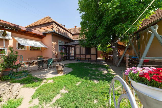 Eladó családi ház, Bagon 66 M Ft, 3 szobás