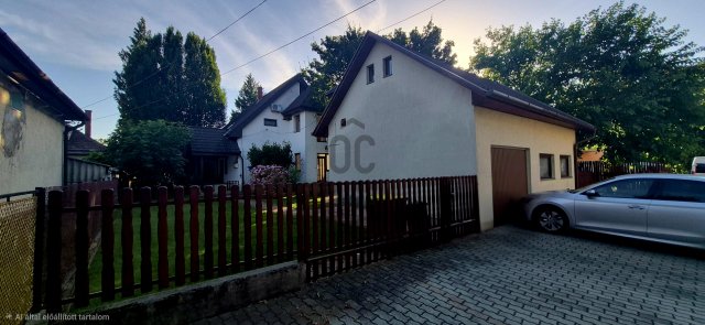 Eladó családi ház, Siófokon 142.99 M Ft, 6 szobás