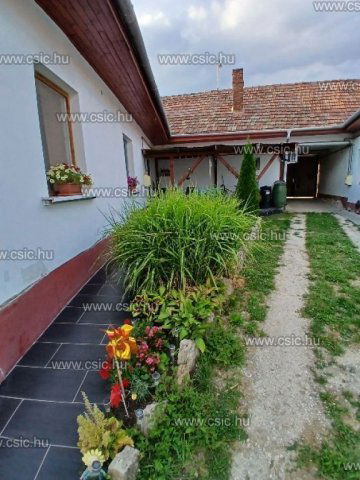 Eladó családi ház, Pomázon 54.9 M Ft, 3 szobás