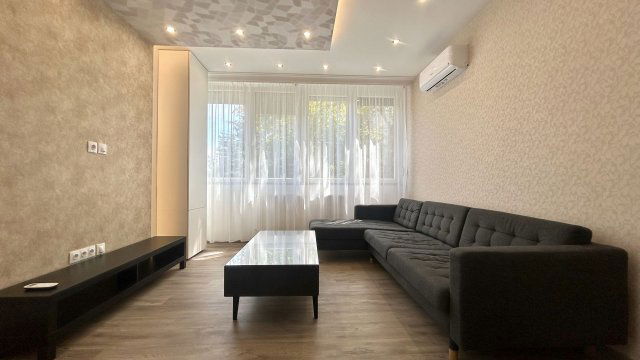 Kiadó téglalakás, albérlet, Debrecenben 400 E Ft / hó, 3 szobás