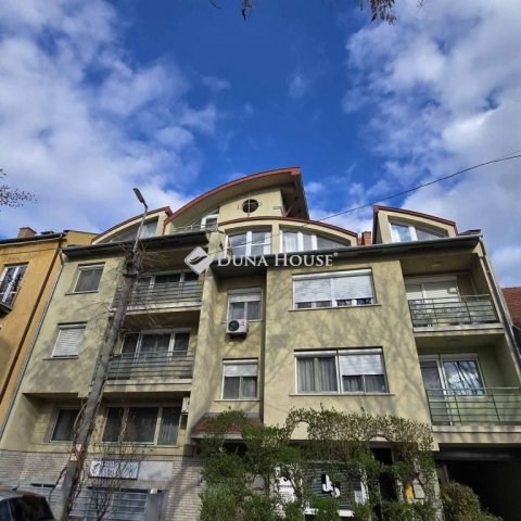 Eladó téglalakás, Kecskeméten 77.4 M Ft, 3 szobás