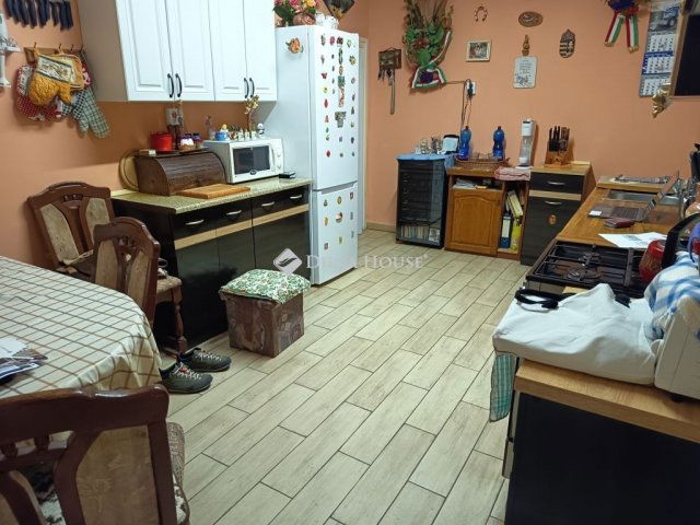 Eladó családi ház, Apátfalván 19.5 M Ft, 3 szobás