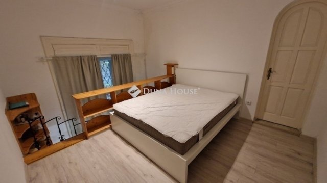 Eladó téglalakás, Budapesten, V. kerületben 79.9 M Ft, 3 szobás