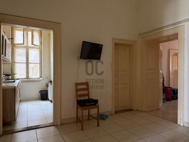 Eladó téglalakás, Budapesten, VIII. kerületben 75 M Ft, 3 szobás