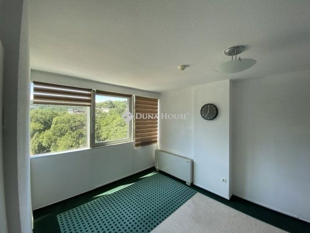 Eladó téglalakás, Budapesten, II. kerületben 72 M Ft, 2 szobás