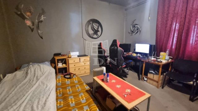 Eladó családi ház, Székesfehérvárott 95 M Ft, 6+1 szobás