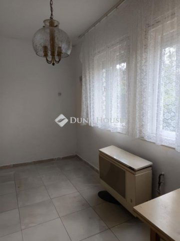 Eladó családi ház, Debrecenben 19.5 M Ft, 1 szobás