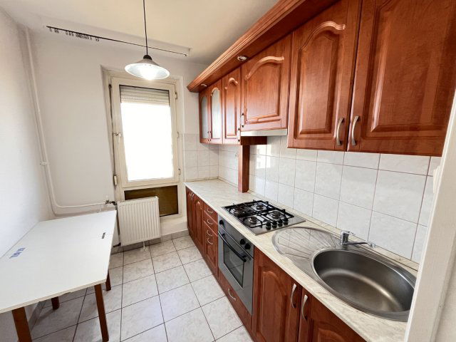 Kiadó panellakás, albérlet, Kaposváron 115 E Ft / hó