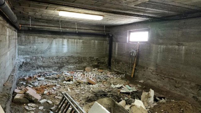 Eladó családi ház, Jászfényszarun 45.9 M Ft, 5 szobás