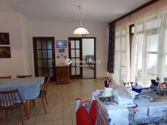 Eladó családi ház, Harkányban 51.9 M Ft, 4 szobás