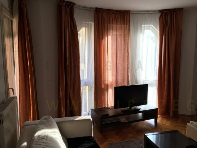 Eladó téglalakás, Szegeden, Vitéz utcában 67.9 M Ft, 2 szobás