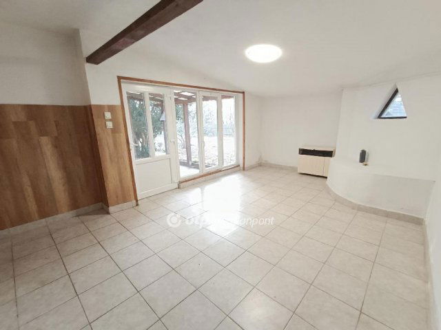 Eladó téglalakás, Tuzséren 21 M Ft, 4+1 szobás