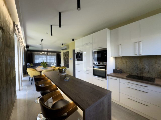 Eladó családi ház, Nyíregyházán 349.9 M Ft, 4 szobás