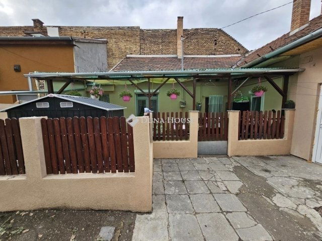 Eladó téglalakás, Budapesten, XX. kerületben 48.9 M Ft, 2 szobás
