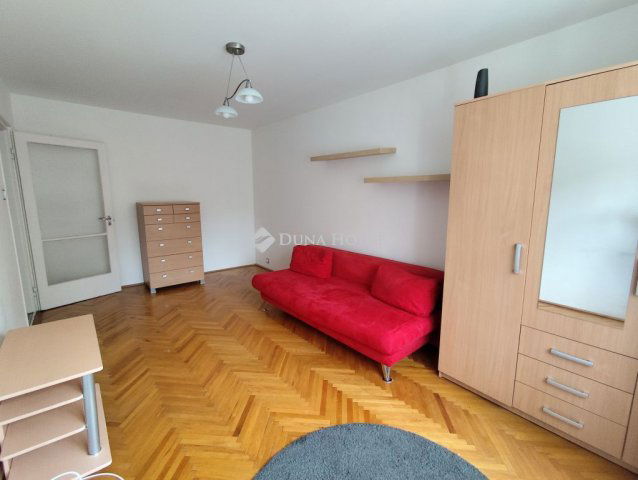 Kiadó panellakás, albérlet, XI. kerületben, Fraknó utcában