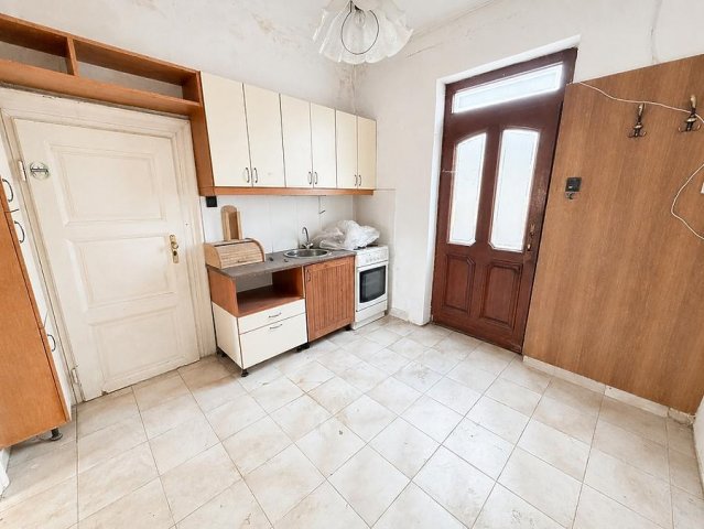 Eladó családi ház, Budapesten, IV. kerületben 32.9 M Ft