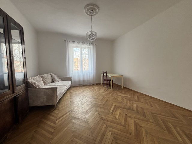Kiadó téglalakás, albérlet, III. kerületben, Doberdó úton
