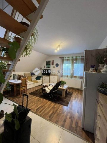 Eladó téglalakás, Herenden 43 M Ft, 3 szobás