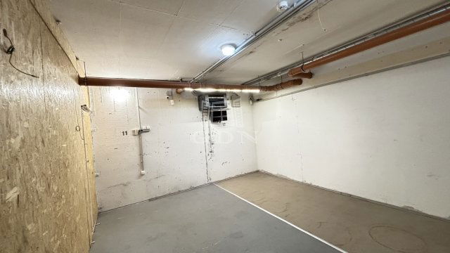 Eladó ipari ingatlan, Budapesten, IV. kerületben 26 M Ft